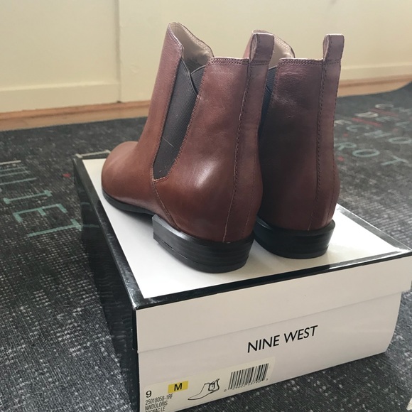 Nine West Booties Size 9 - Picture 3 of 3